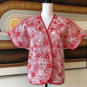 Gorgeous Vintage 🌹Rose🌹 Cutwork Top